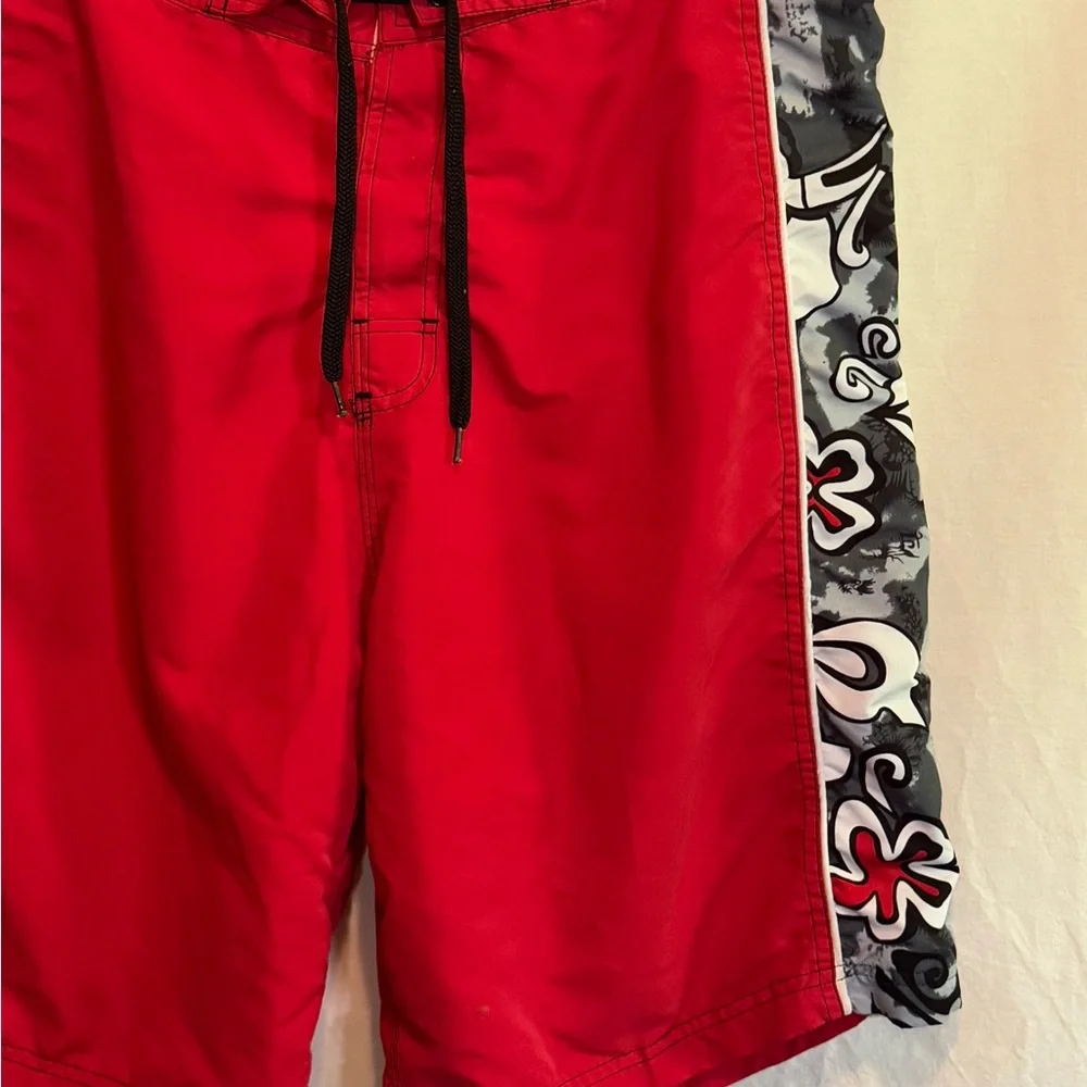 H-25 Men’s RS Surf Red Gray & White Floral Side Seam Summer Swim Board‎ Shorts